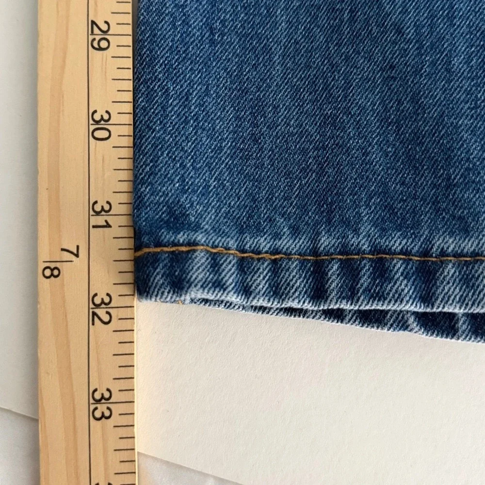 Levis 505 Regular Fit Straight Leg Jeans Mens 36x32 Medium Wash Blue Denim